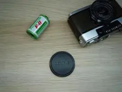 フィルムカメラ OLYMPUS PEN シリーズのレンズキャップ