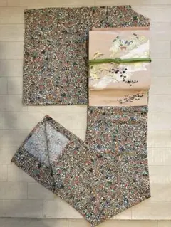 着物85*単*型染め*正絹**裄65身丈166*素敵な更紗文様*東急*逸品