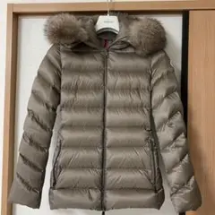 モンクレール ダウン ジャケット